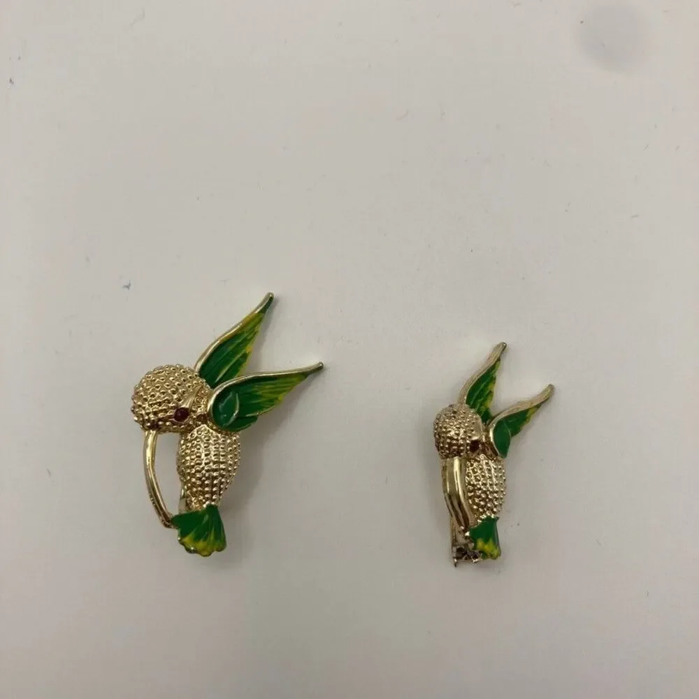 Gerry Vintage Hummingbird Pin Set of‎ 2 Gold Tone Green/Yl Enamel Rhinestone